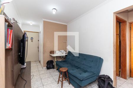 Sala de apartamento para alugar com 2 quartos, 52m² em Vila Carmosina, São Paulo