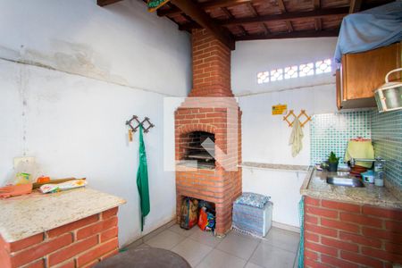 Casa à venda com 133m², 3 quartos e 2 vagas Casa à venda com 133m², 3 quartos e 2 vagasEspaço gourmet