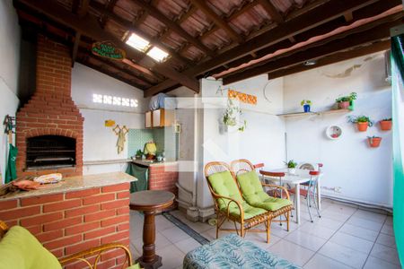 Casa à venda com 133m², 3 quartos e 2 vagas Casa à venda com 133m², 3 quartos e 2 vagasEspaço gourmet