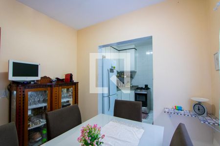 Casa à venda com 133m², 3 quartos e 2 vagas Casa à venda com 133m², 3 quartos e 2 vagasCopa