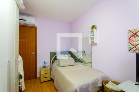 Casa à venda com 133m², 3 quartos e 2 vagas Casa à venda com 133m², 3 quartos e 2 vagasQuarto 2