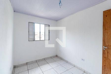 Quarto 1 de kitnet/studio para alugar com 2 quartos, 13m² em Vila Araguaia, São Paulo