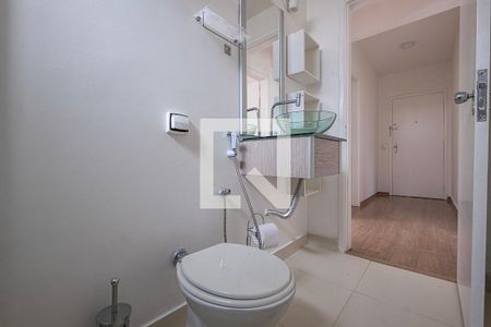 Banheiro de apartamento à venda com 1 quarto, 65m² em Pinheiros, São Paulo