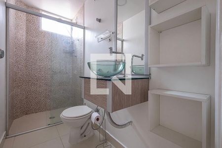 Banheiro de apartamento à venda com 1 quarto, 65m² em Pinheiros, São Paulo