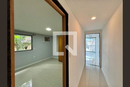 Corredor de apartamento à venda com 1 quarto, 43m² em Vargem Grande, Rio de Janeiro