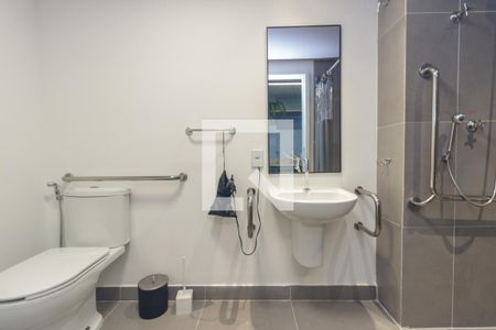 Banheiro de kitnet/studio para alugar com 1 quarto, 37m² em Campos Elíseos, São Paulo