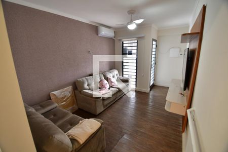 Sala TV de casa à venda com 3 quartos, 200m² em Jardim Proença, Campinas