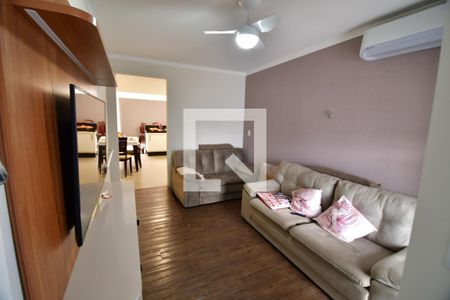 Sala TV de casa à venda com 3 quartos, 200m² em Jardim Proença, Campinas