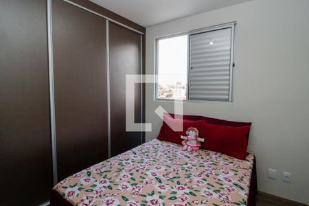 Quarto de apartamento à venda com 2 quartos, 55m² em Ana Lúcia, Belo Horizonte