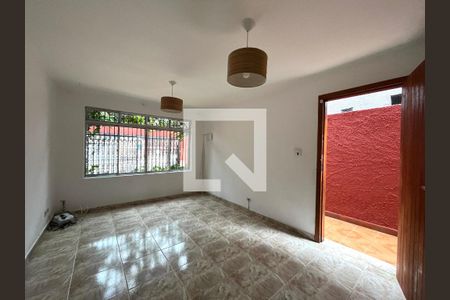 Sala de casa para alugar com 3 quartos, 84m² em Vila Campestre, São Paulo