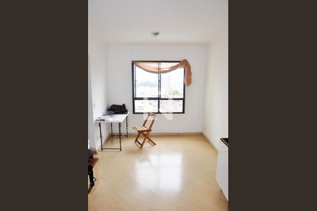 Detalhe - Sala de apartamento para alugar com 2 quartos, 45m² em Vila Iorio, São Paulo