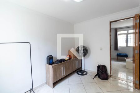 Quarto 1 de apartamento para alugar com 2 quartos, 45m² em Vila Silvia, São Paulo