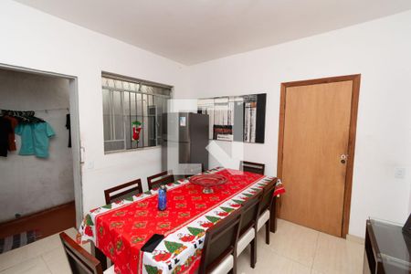 Sala de Jantar de casa à venda com 3 quartos, 360m² em Milionários, Belo Horizonte