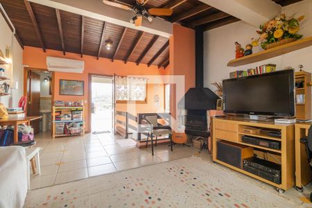 Casa de condomínio à venda com 331m², 3 quartos e 4 vagas Casa de condomínio à venda com 331m², 3 quartos e 4 vagasCobertura