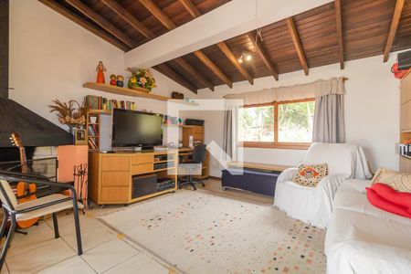 Casa de condomínio à venda com 331m², 3 quartos e 4 vagas Casa de condomínio à venda com 331m², 3 quartos e 4 vagasCobertura