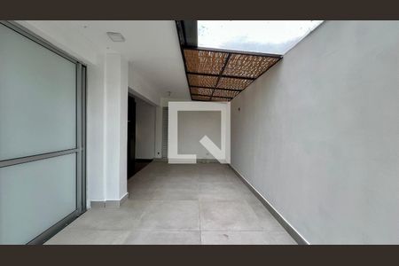 Sala  de apartamento à venda com 2 quartos, 100m² em Vila Madalena, São Paulo