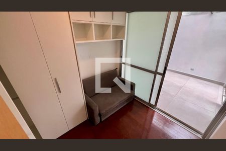 Quarto  de apartamento à venda com 2 quartos, 100m² em Vila Madalena, São Paulo