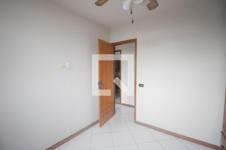 Quarto 1 de apartamento para alugar com 2 quartos, 71m² em Santa Catarina, São Gonçalo