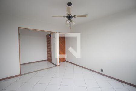 Sala de apartamento para alugar com 2 quartos, 71m² em Santa Catarina, São Gonçalo