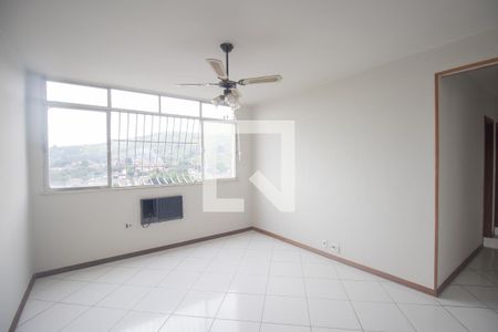 Sala de apartamento para alugar com 2 quartos, 71m² em Santa Catarina, São Gonçalo