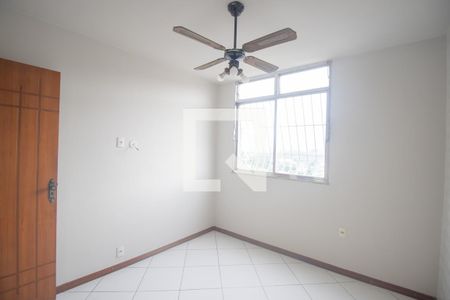 Quarto 2 de apartamento para alugar com 2 quartos, 71m² em Santa Catarina, São Gonçalo