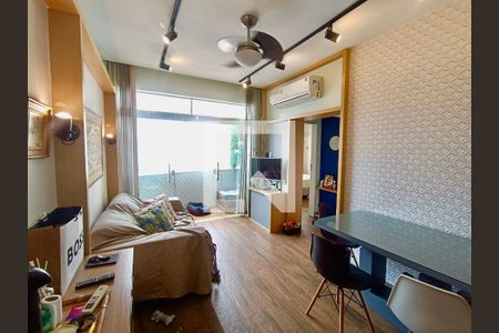 Sala de apartamento à venda com 1 quarto, 51m² em Copacabana, Rio de Janeiro