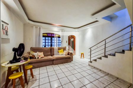 Sala de casa para alugar com 3 quartos, 100m² em Vila Rosalia, Guarulhos