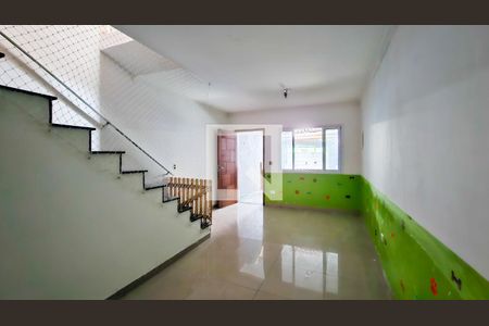 Sala de casa para alugar com 3 quartos, 85m² em Campininha, São Paulo