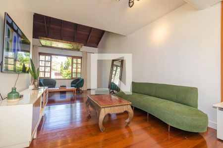 Sala de casa à venda com 2 quartos, 180m² em Parque Urbano, Porto Alegre