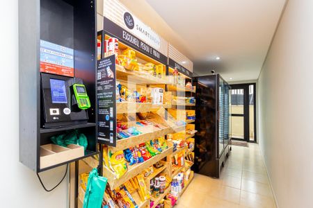 Apartamento à venda com 140m², 3 quartos e 2 vagas Apartamento à venda com 140m², 3 quartos e 2 vagasMini Mercado