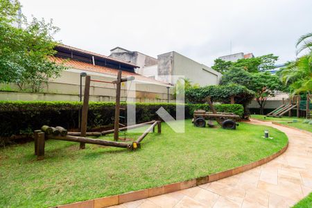 Apartamento à venda com 140m², 3 quartos e 2 vagas Apartamento à venda com 140m², 3 quartos e 2 vagasPlayground