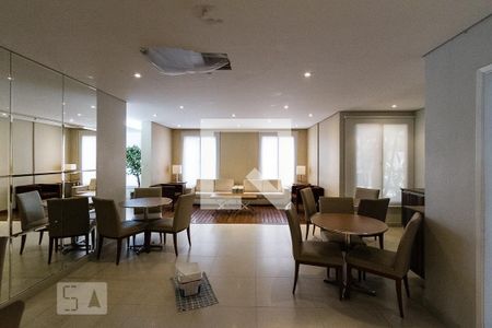 Apartamento à venda com 140m², 3 quartos e 2 vagas Apartamento à venda com 140m², 3 quartos e 2 vagasÁrea comum - Salão de festas