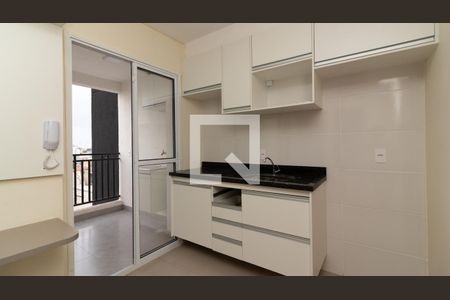 Sala/Cozinha de apartamento para alugar com 2 quartos, 32m² em Vila Guilhermina, São Paulo