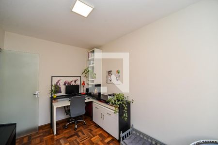 Quarto 1 de apartamento à venda com 2 quartos, 48m² em Passo D’areia, Porto Alegre