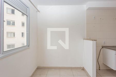 Sala de apartamento para alugar com 2 quartos, 33m² em Parque Fongaro, São Paulo