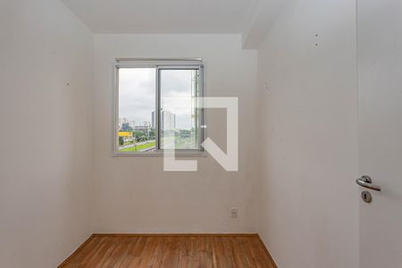 Quarto 1 de apartamento para alugar com 2 quartos, 33m² em Parque Fongaro, São Paulo