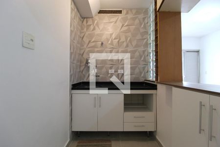 Cozinha de kitnet/studio para alugar com 1 quarto, 29m² em Moema, São Paulo