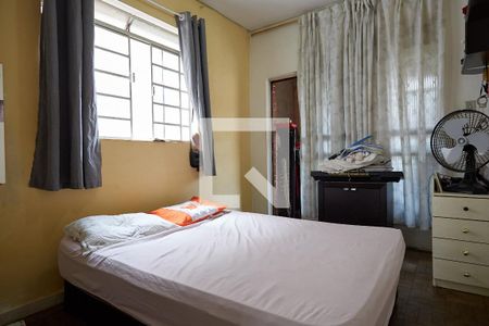 Quarto 1 de casa para alugar com 4 quartos, 360m² em Eymard, Belo Horizonte