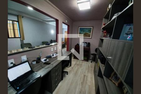 Foto 15 de casa à venda com 3 quartos, 200m² em Ipiranga, São Paulo