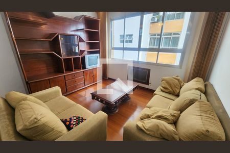 Sala de apartamento para alugar com 3 quartos, 111m² em Marapé, Santos