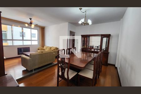 Sala de apartamento para alugar com 3 quartos, 111m² em Marapé, Santos