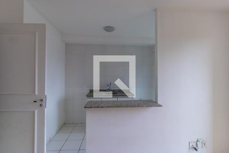 Sala de apartamento para alugar com 2 quartos, 47m² em Jardim Isis, Cotia