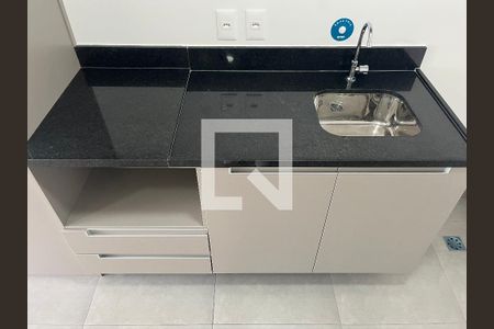 Cozinha de kitnet/studio para alugar com 1 quarto, 34m² em Pompeia, São Paulo