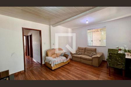 Sala de casa à venda com 6 quartos, 241m² em Conjunto Helena Antipoff, Belo Horizonte