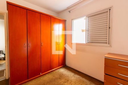 Quarto 2 de apartamento à venda com 2 quartos, 78m² em Km 18, Osasco