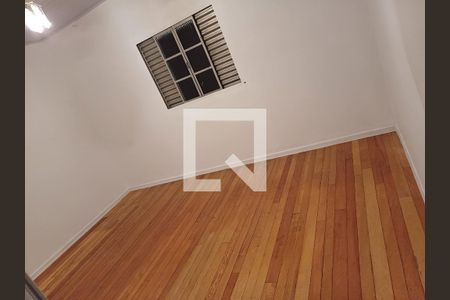 Quarto de casa para alugar com 1 quarto, 40m² em Penha de França, São Paulo