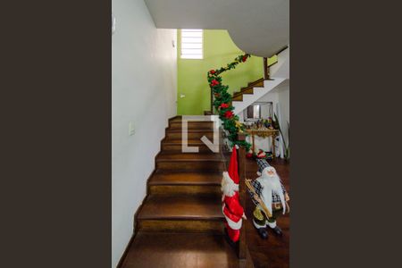 Escada de casa à venda com 5 quartos, 320m² em Santo Antônio, Belo Horizonte