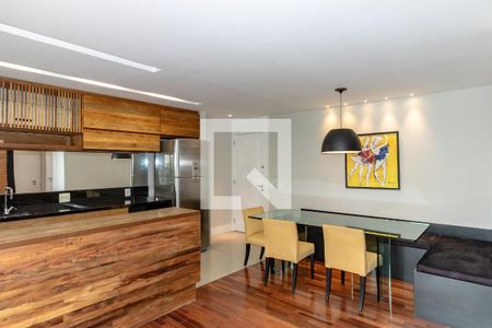 Sala de apartamento à venda com 2 quartos, 65m² em Vila Olímpia, São Paulo