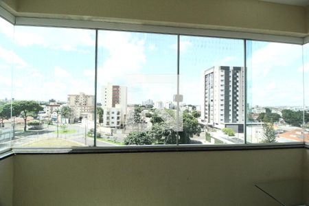 Sacada de apartamento para alugar com 3 quartos, 82m² em Santa Mônica, Uberlândia