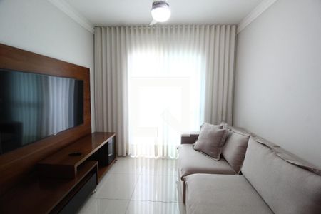 Sala de apartamento para alugar com 3 quartos, 82m² em Santa Mônica, Uberlândia